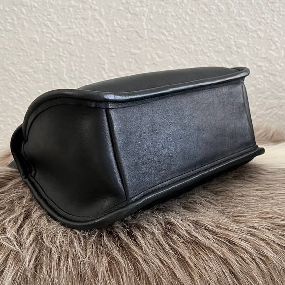 Rare Vintage Coach Ashland Bag 9914 Full Grain Cowhide Leather- Navy Blue - Picture 8 of 16